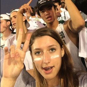 Meet your Posher, Cassidy